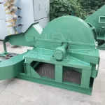 Disc type wood chipper