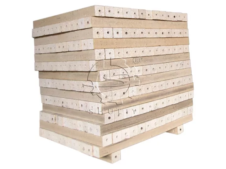 les blocs de palettes en bois montrent