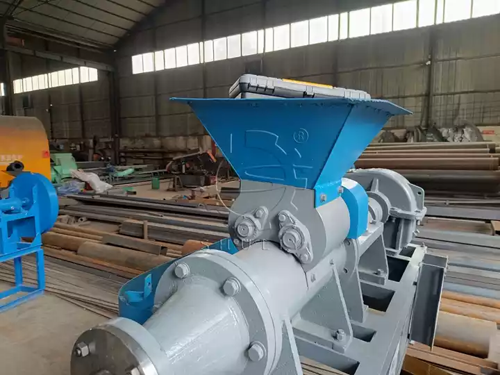 sawdust charcoal extruder