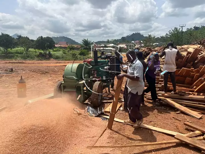 wood crushing working site